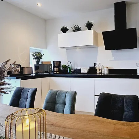 Lace Stilvoll In Der Spitzenstadt Апартаменты *