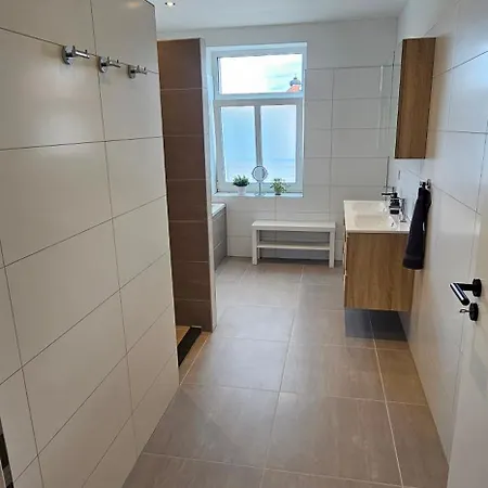 Lace Stilvoll In Der Spitzenstadt Апартаменты *