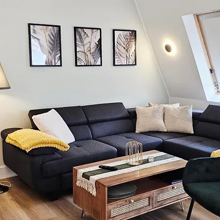 Апартаменты Lace Stilvoll In Der Spitzenstadt