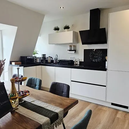 Lace Stilvoll In Der Spitzenstadt Апартаменты *