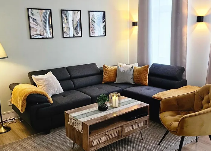 Lace Stilvoll In Der Spitzenstadt *